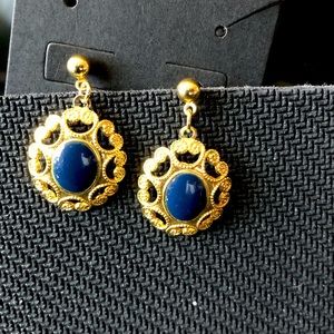 Cute classic earring